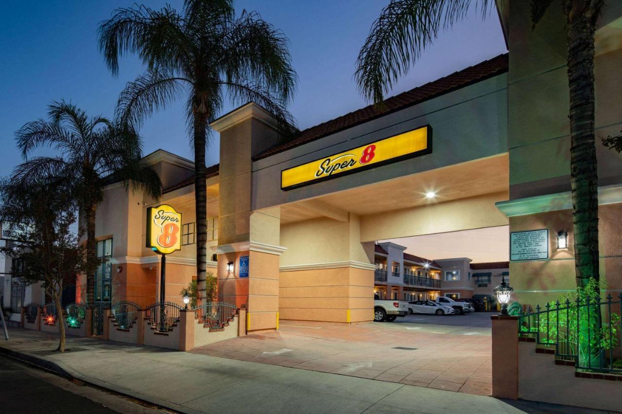 Super 8 By Wyndham North Hollywood Motel Los Angeles Buitenkant foto