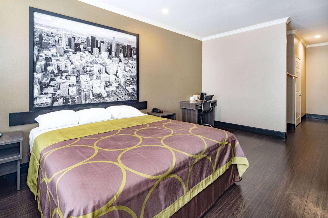 Super 8 By Wyndham North Hollywood Motel Los Angeles Buitenkant foto
